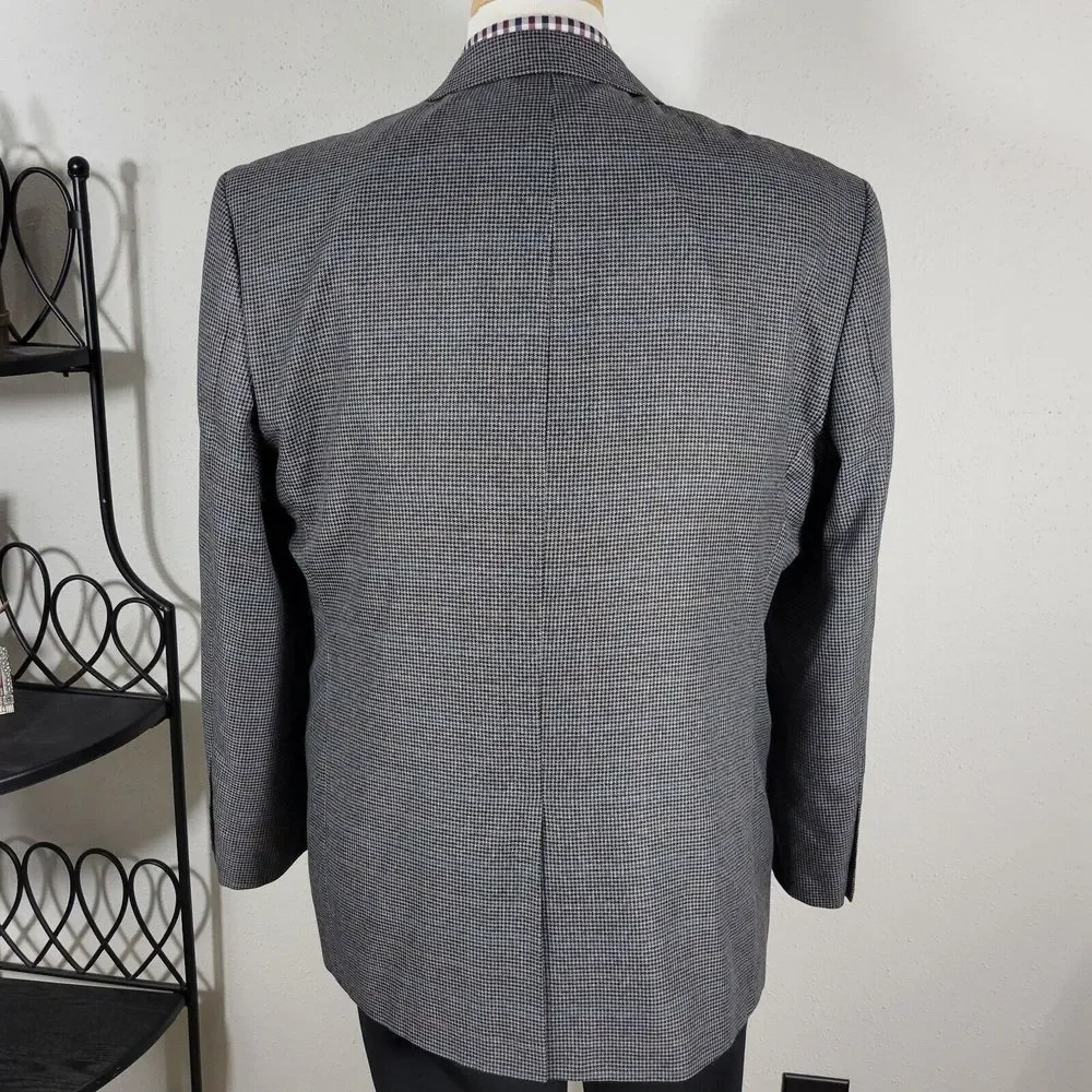Croft‎ Barrow Men's Sport Coat Blazer Two Button Gray Houndstooth Poly Blend 44R